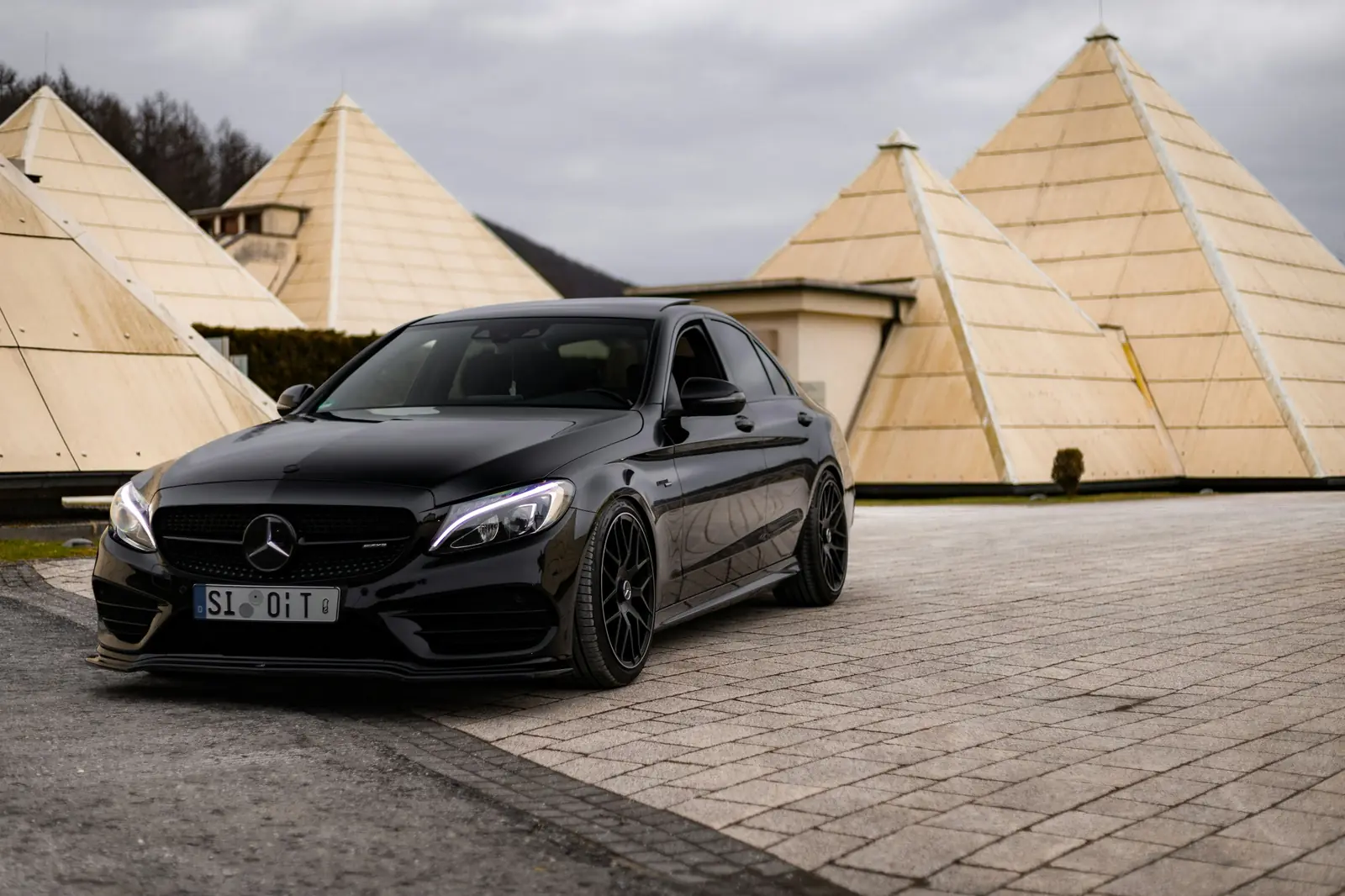 Mercedes-AMG C 63 S — fotografia 2 de 7